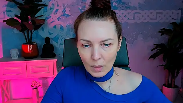 Snapshot of VandaRossi chatting on September 2025 10:19:01 AM VandaRossi online show from September 2025 10:19:01 AM