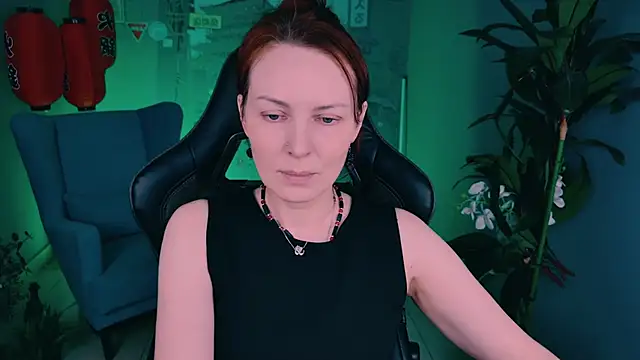 Snapshot of VandaRossi chatting on September 2025 09:03:02 AM VandaRossi online show from September 2025 09:03:02 AM