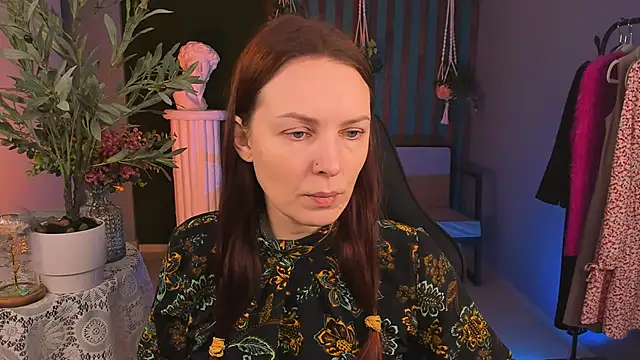 Snapshot of VandaRossi chatting on November 2025 09:41:01 AM VandaRossi online show from November 2025 09:41:01 AM