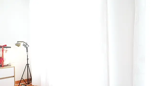Snapshot of samantha_evans2 chatting on June 2026 10:26:01 PM samantha evans2 online show from June 2026 10:26:01 PM
