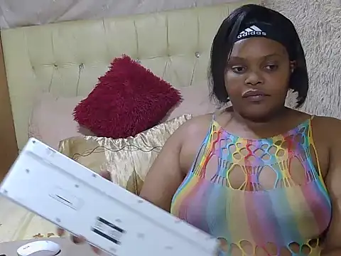 Snapshot of Xxxsluts chatting on October 2025 11:29:01 AM Xxxsluts online show from October 2025 11:29:01 AM