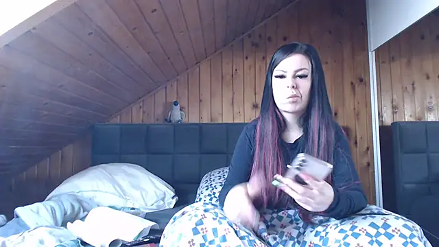 BoeseMoni1998 online show from October 2025 10:16:02 AM