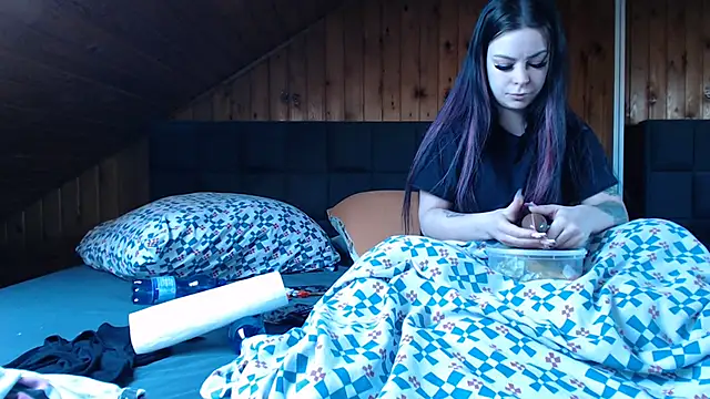 Snapshot of BoeseMoni1998 chatting on February 2026 07:18:01 AM BoeseMoni1998 online show from February 2026 07:18:01 AM