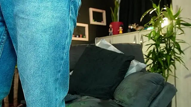 LincomAmith online show from March 2026 03:55:02 AM