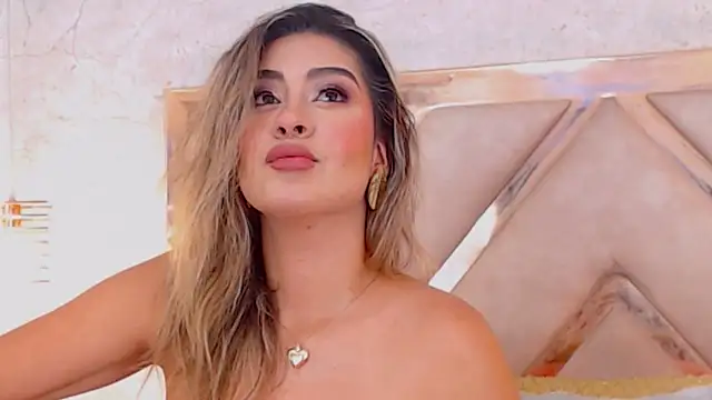 Snapshot of JoannaStanford chatting on November 2025 11:16:02 PM JoannaStanford online show from November 2025 11:16:02 PM