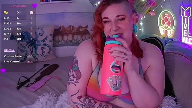 Snapshot of opalreigning chatting on December 2024 08:21:01 AM opalreigning online show from December 2024 08:21:01 AM