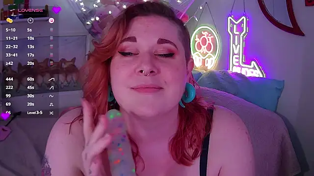 Snapshot of opalreigning chatting on January 2025 02:08:02 PM opalreigning online show from January 2025 02:08:02 PM