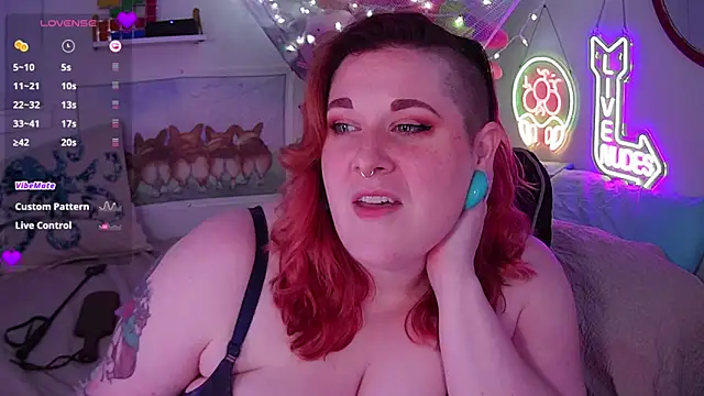 Snapshot of opalreigning chatting on January 2025 12:59:01 PM opalreigning online show from January 2025 12:59:01 PM