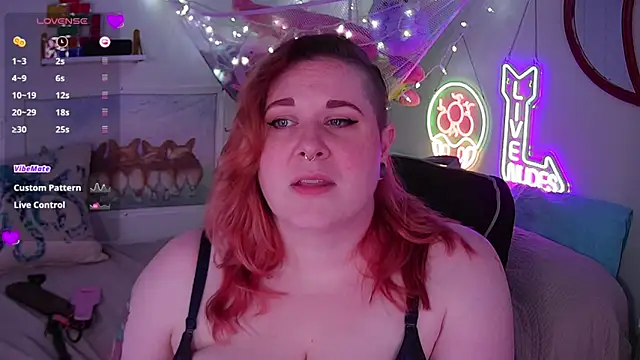 Snapshot of opalreigning chatting on March 2025 08:48:01 AM opalreigning online show from March 2025 08:48:01 AM