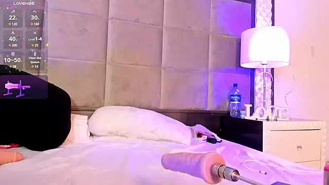 Snapshot of GinaParker_ chatting on December 2024 03:14:02 AM GinaParker online show from December 2024 03:14:02 AM