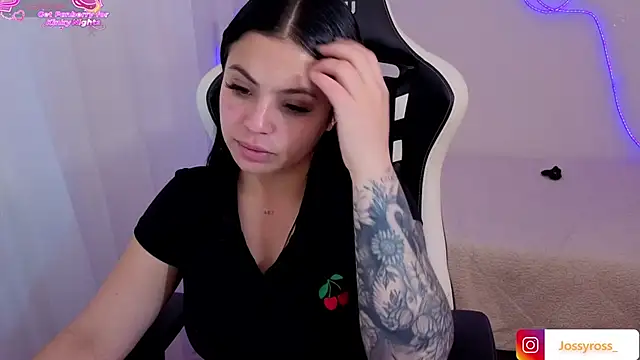 Victoryyy  online show from February 2026 07:53:01 PM