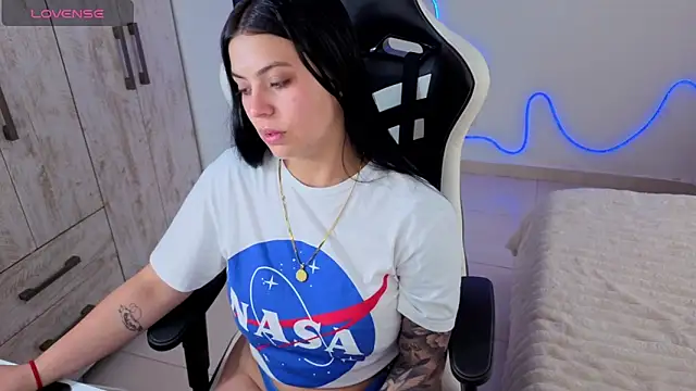 Snapshot of Victoryyy_ chatting on March 2026 07:17:01 PM Victoryyy online show from March 2026 07:17:01 PM