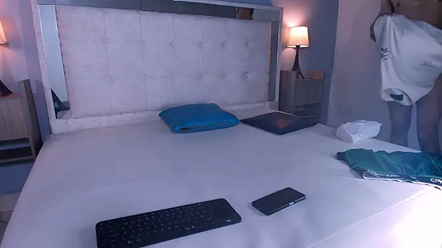 Snapshot of Jhonn_Rhyss chatting on December 2024 05:18:02 AM Jhonn Rhyss online show from December 2024 05:18:02 AM