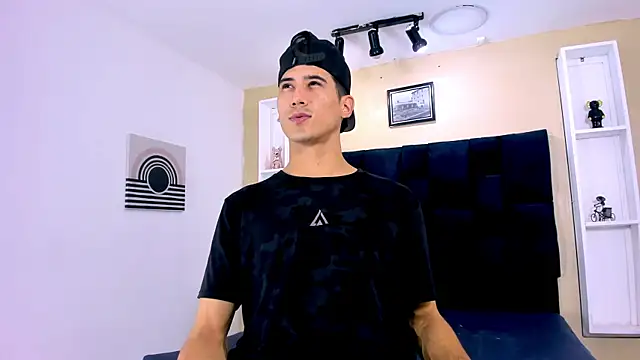 Snapshot of Jhonn_Rhyss chatting on March 2025 03:11:01 AM Jhonn Rhyss online show from March 2025 03:11:01 AM