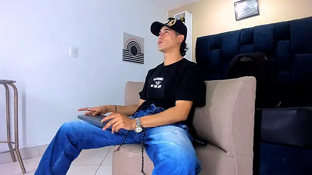 Snapshot of Jhonn_Rhyss chatting on October 2025 03:06:02 AM Jhonn Rhyss online show from October 2025 03:06:02 AM