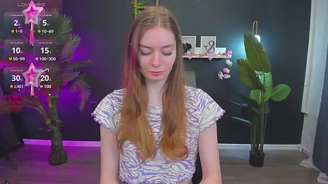 EvaSelin online show from January 2025 05:05:01 AM