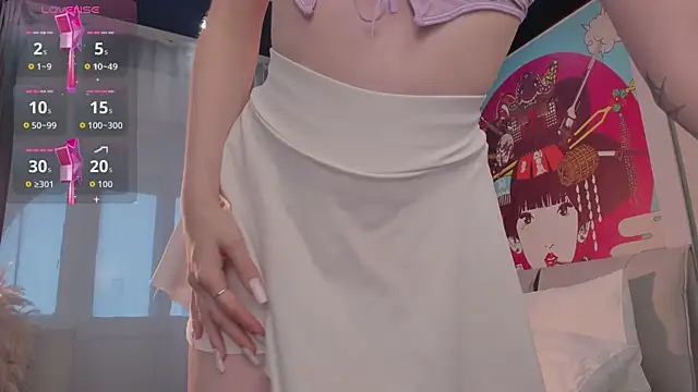 EvaSelin online show from September 2025 05:06:02 AM