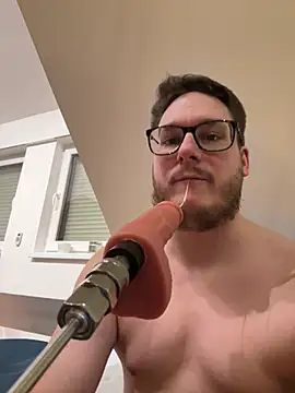 Snapshot of 19paddy90 chatting on February 2025 04:28:01 PM 19paddy90 online show from February 2025 04:28:01 PM