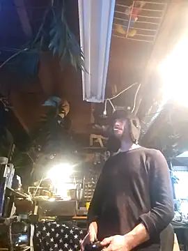 mrwinsalot88 online show from December 2025 06:41:01 AM