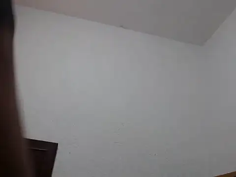 Snapshot of Ian2051 chatting on November 2025 12:32:01 AM Ian2051 online show from November 2025 12:32:01 AM