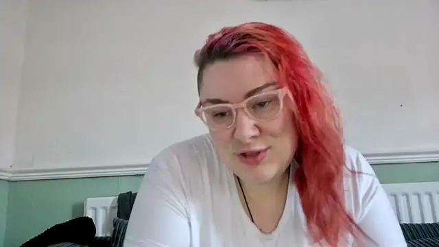 Bustycurves online show from January 2025 01:41:02 PM