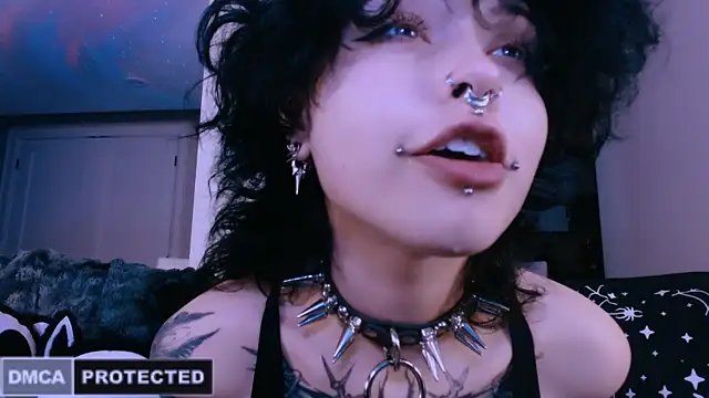 Snapshot of NaughtyLittleFox chatting on March 2026 05:30:02 AM NaughtyLittleFox online show from March 2026 05:30:02 AM