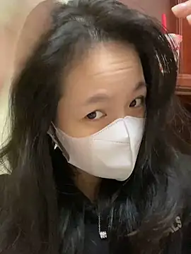 Snapshot of minmin2kk5 chatting on January 2025 02:23:01 PM minmin2kk5 online show from January 2025 02:23:01 PM