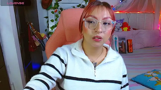 Snapshot of Littlerouse_ chatting on March 2026 08:25:01 AM Littlerouse online show from March 2026 08:25:01 AM