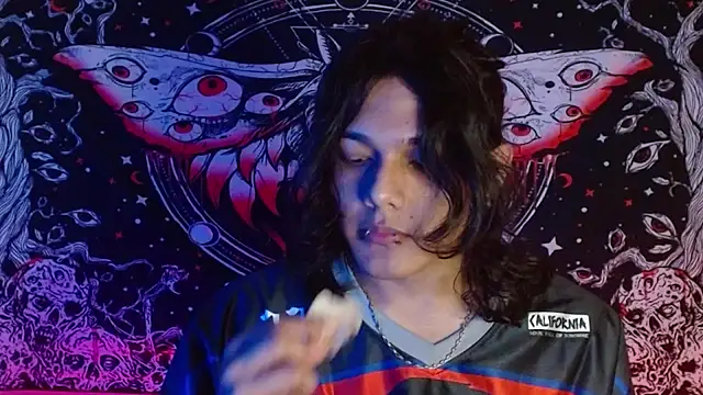 Snapshot of daiki_sx chatting on February 2025 12:20:02 AM daiki sx online show from February 2025 12:20:02 AM