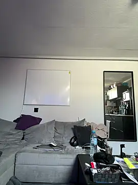 Snapshot of Livewithlucy chatting on March 2025 09:24:02 AM Livewithlucy online show from March 2025 09:24:02 AM