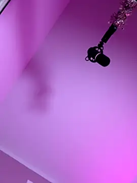 Livewithlucy online show from December 2025 02:14:02 PM