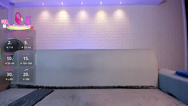 violet scott online show from February 2025 10:48:01 AM