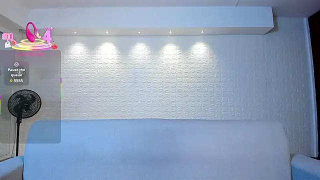 violet scott online show from February 2025 10:41:01 AM