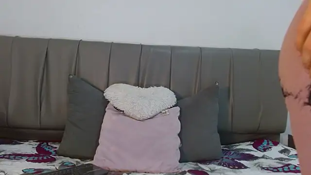 Snapshot of Cherllynn chatting on January 2025 04:36:01 PM Cherllynn online show from January 2025 04:36:01 PM