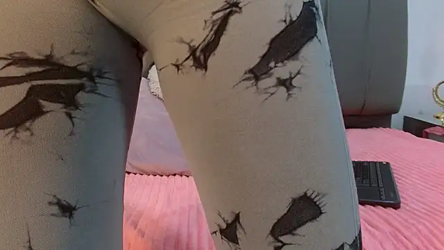 Snapshot of Cherllynn chatting on January 2025 05:10:02 PM Cherllynn online show from January 2025 05:10:02 PM