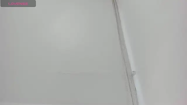 Snapshot of Cherllynn chatting on October 2025 04:58:02 PM Cherllynn online show from October 2025 04:58:02 PM