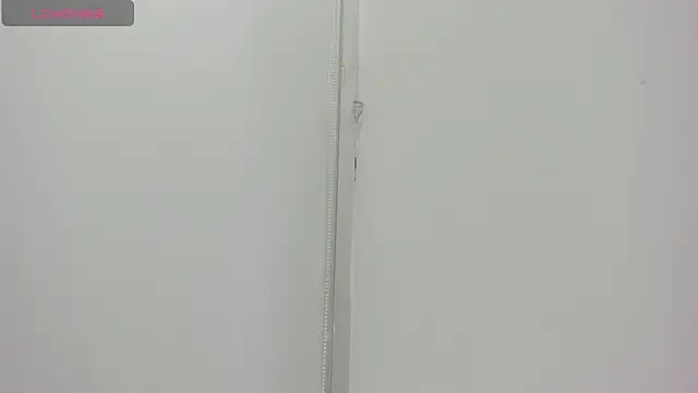 Snapshot of Cherllynn chatting on October 2025 03:27:01 PM Cherllynn online show from October 2025 03:27:01 PM