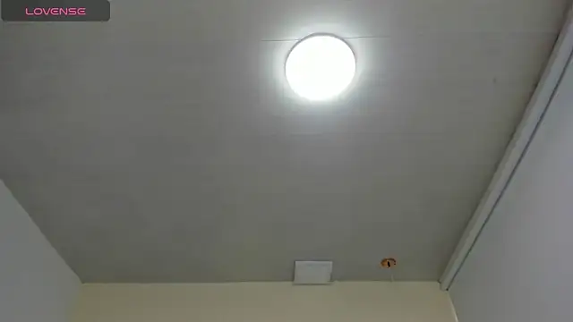 Snapshot of Cherllynn chatting on November 2025 04:31:02 PM Cherllynn online show from November 2025 04:31:02 PM