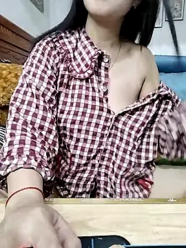 cream1299 online show from February 2025 12:41:01 AM