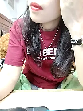 Snapshot of cream1299 chatting on January 2026 02:04:02 AM cream1299 online show from January 2026 02:04:02 AM