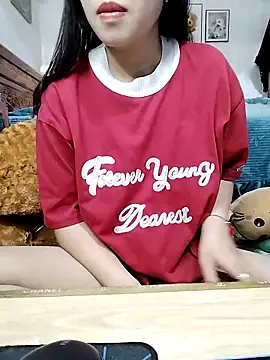 Snapshot of cream1299 chatting on February 2026 09:13:01 PM cream1299 online show from February 2026 09:13:01 PM