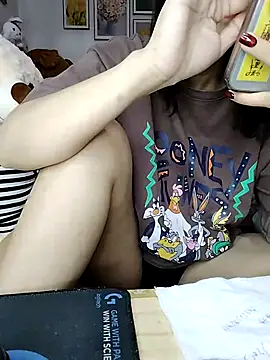 Snapshot of cream1299 chatting on May 2026 12:41:01 AM cream1299 online show from May 2026 12:41:01 AM