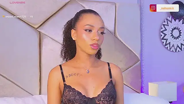 Snapshot of Nahomi_King chatting on March 2025 01:24:02 PM Nahomi King online show from March 2025 01:24:02 PM