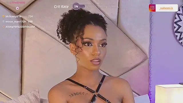 Snapshot of Nahomi_King chatting on March 2025 04:21:02 PM Nahomi King online show from March 2025 04:21:02 PM