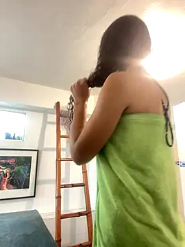 Snapshot of Rati_Curly chatting on October 2025 11:42:02 AM Rati Curly online show from October 2025 11:42:02 AM