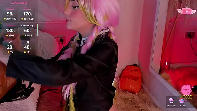 Snapshot of miia__baker chatting on October 2025 12:13:02 PM miia baker online show from October 2025 12:13:02 PM