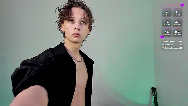 Vampirella GS online show from January 2025 09:39:02 PM