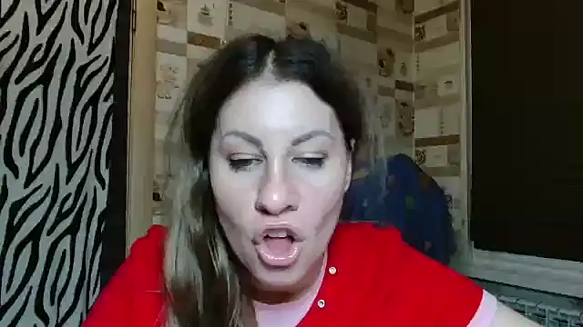 Snapshot of TherestlessKitty chatting on March 2026 10:25:01 PM TherestlessKitty online show from March 2026 10:25:01 PM