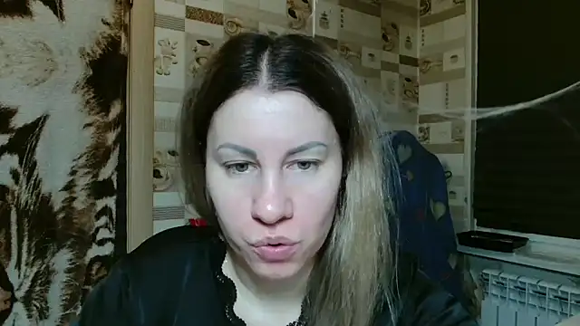 Snapshot of TherestlessKitty chatting on March 2026 09:08:01 PM TherestlessKitty online show from March 2026 09:08:01 PM