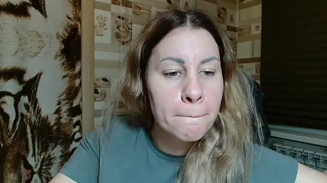 Snapshot of TherestlessKitty chatting on March 2026 10:26:01 PM TherestlessKitty online show from March 2026 10:26:01 PM